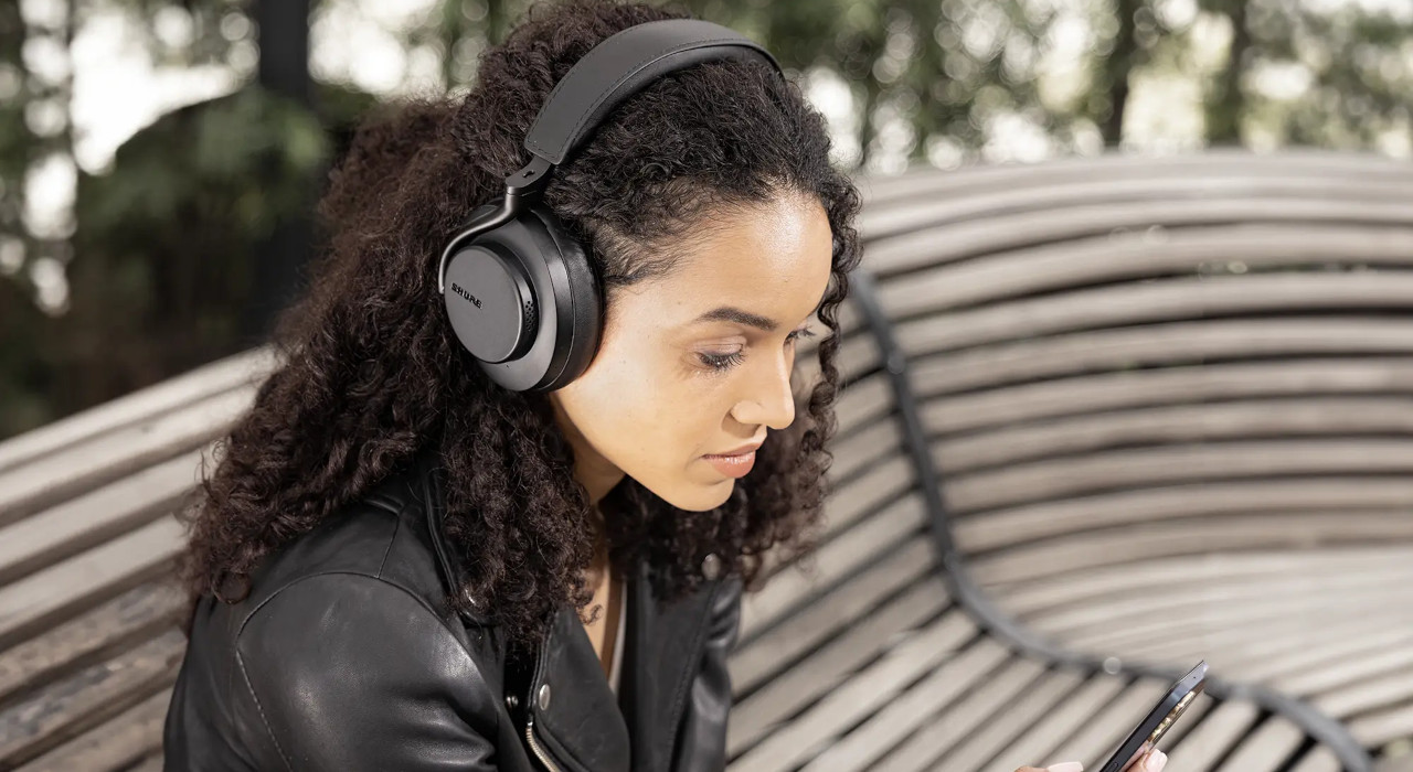 Shure SBH50G2-BK - Profesjonalne słuchawki bezprzewodowe AONIC 50 z systemem ANC (czarne) - zdjęcie 4