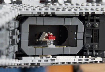 LEGO Star Wars 75367 Gwiezdny Niszczyciel typu Venator - zdjęcie 3