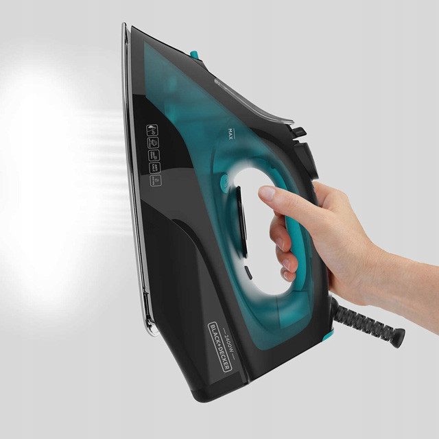 Żelazko Black+Decker BXIR2403E - zdjęcie 1