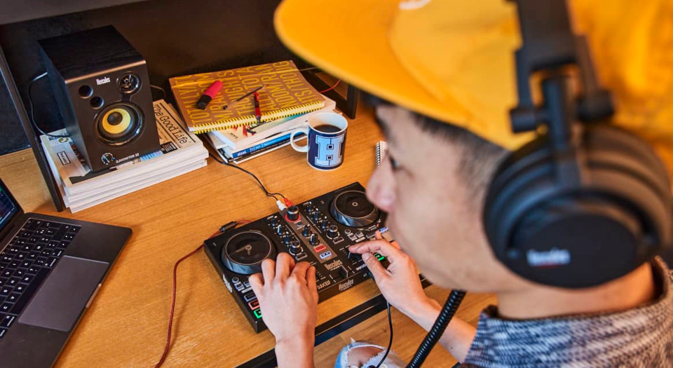 Hercules DJ Learning Kit MK2 - Kompletny zestaw DJ - zdjęcie 2