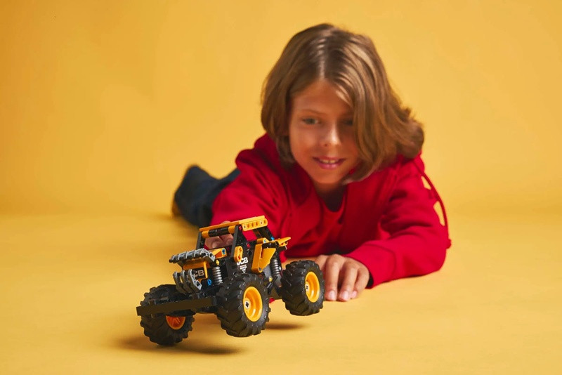 LEGO TECHNIC 42199 Monster Jam™ DIGatron™ - zdjęcie 6