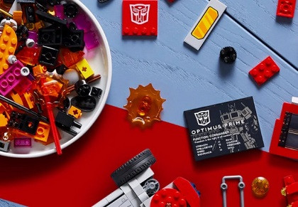 LEGO Icons 10302 Optimus Prime - zdjęcie 8