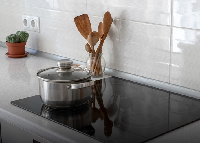 Płyta indukcyjna INDESIT IB 65B60 NE - zdjęcie 1