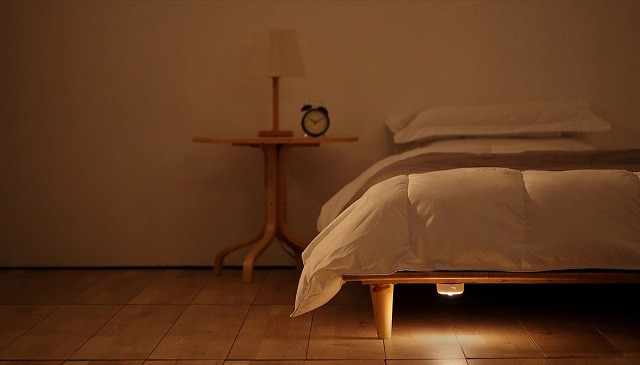 Lampka nocna z sensorem ruchu Yeelight Sensor NightLight - zdjęcie 7