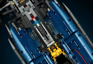 LEGO Technic 42206 Bolid F1 Oracle Red Bull Racing RB20 - zdjęcie 7