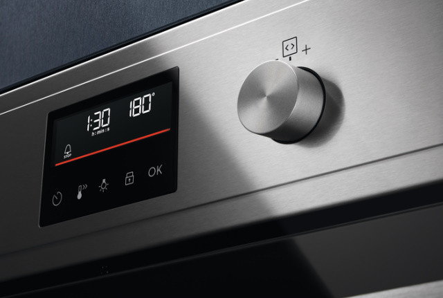 Piekarnik ELECTROLUX EOF4P56X czyszczenie pyroliza - zdjęcie 3
