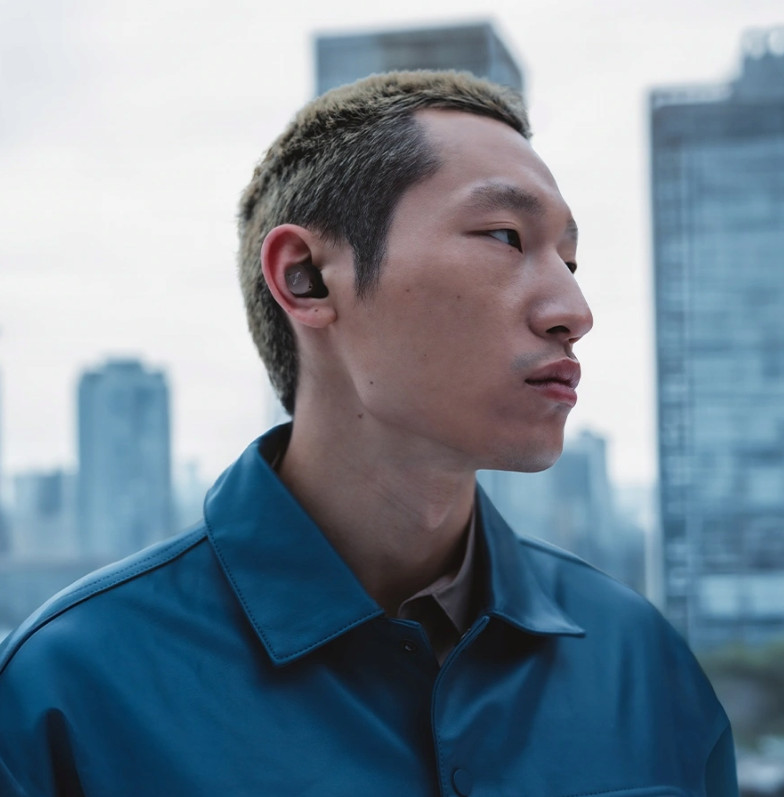 Słuchawki SENNHEISER MOMENTUM TRUE WIRELESS 4 - BLACK COPPER - zdjęcie 3