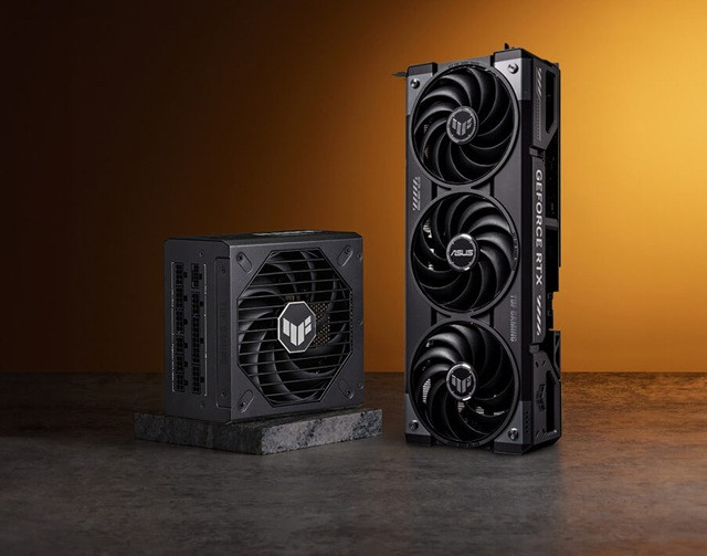 Karta graficzna ASUS TUF Gaming GeForce RTX 5070 OC 12GB (90YV0LZ0-M0NA00) - zdjęcie 13