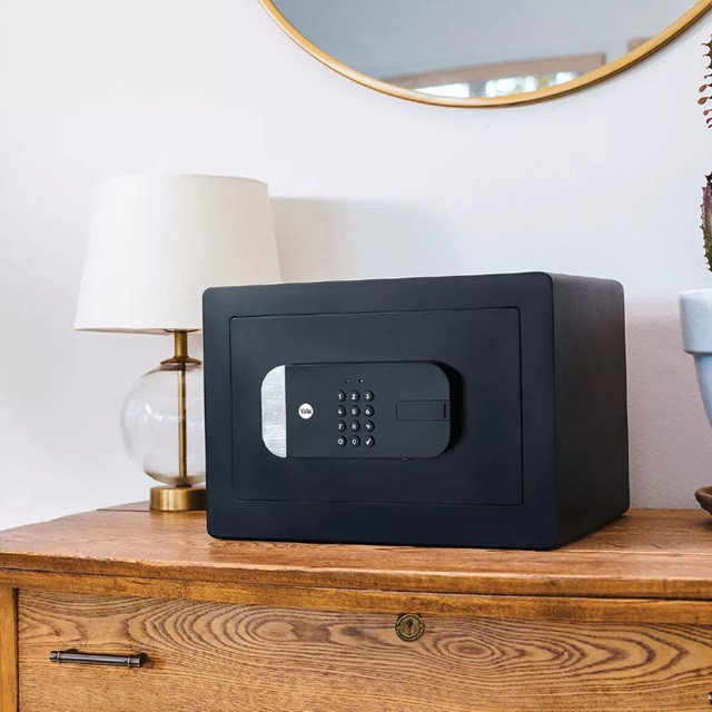 Elektroniczny Sejf Yale Smart Safe - zdjęcie 1