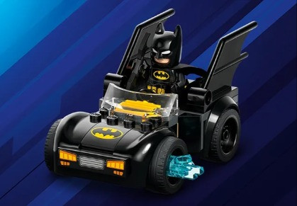 LEGO DC SUPER HEROES 76301 Batman i Batmobil kontra Mr. Freeze - zdjęcie 3